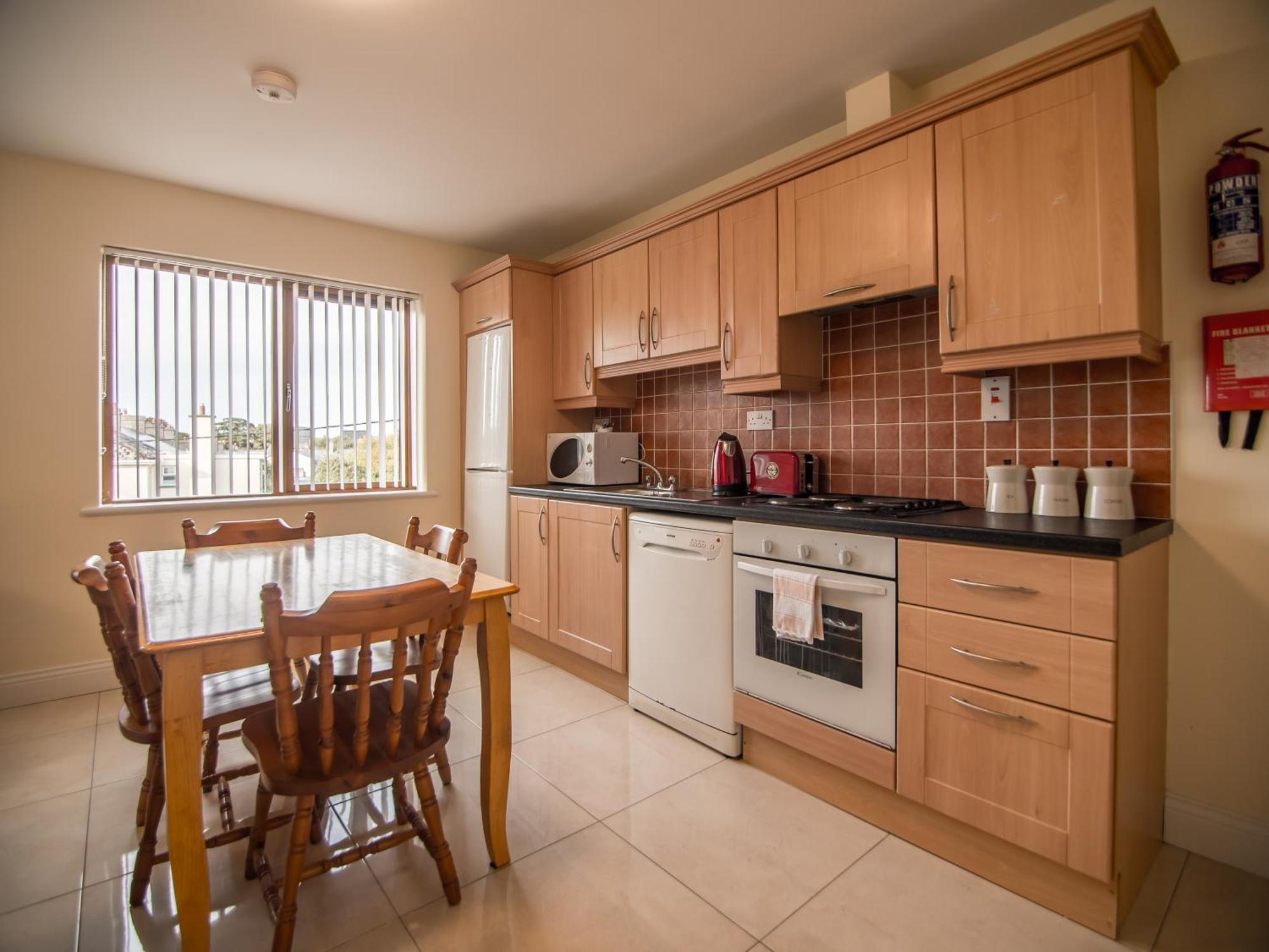 Donegan Court Aparthotel Galway Esterno foto