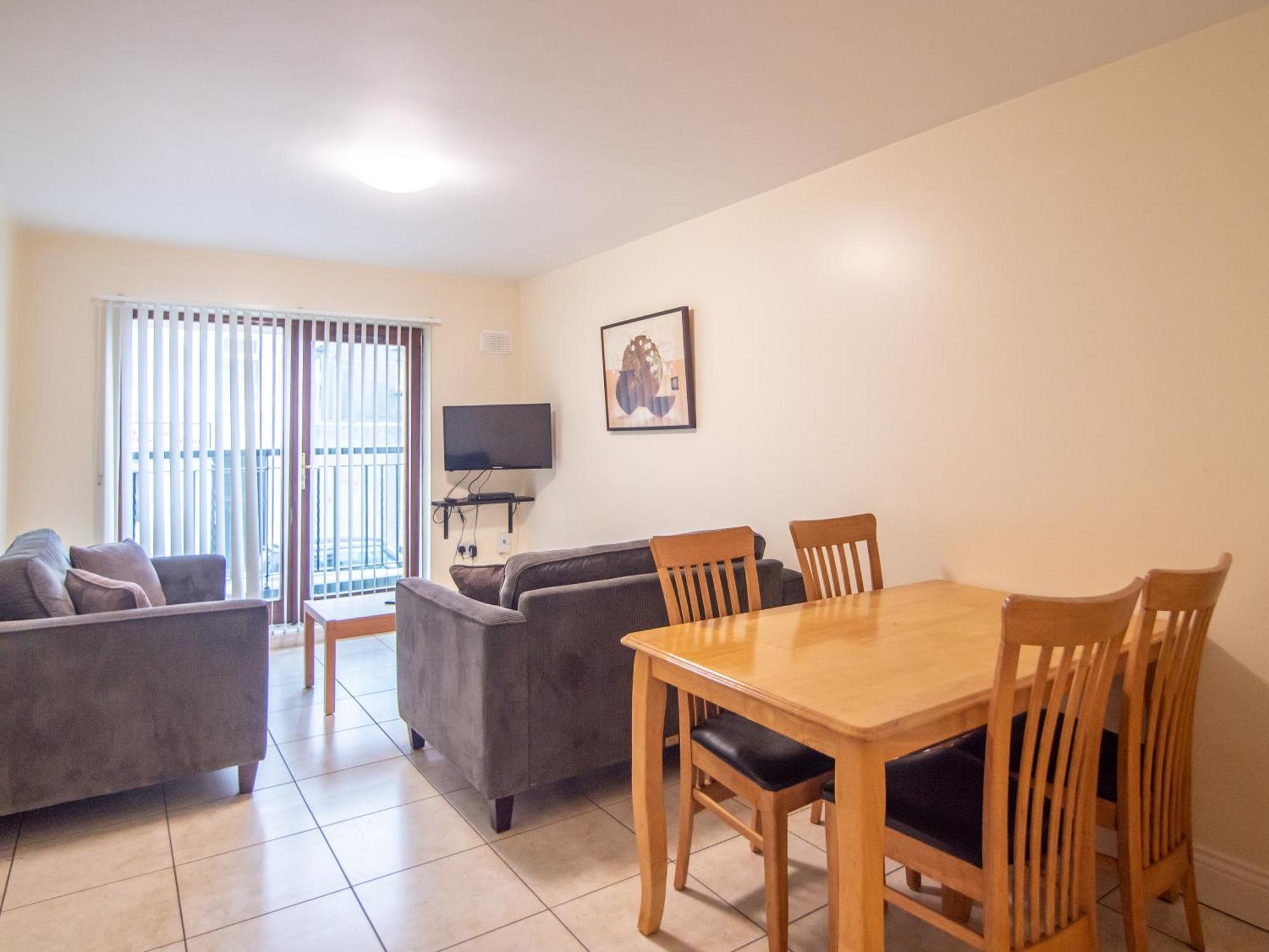 Donegan Court Aparthotel Galway Esterno foto