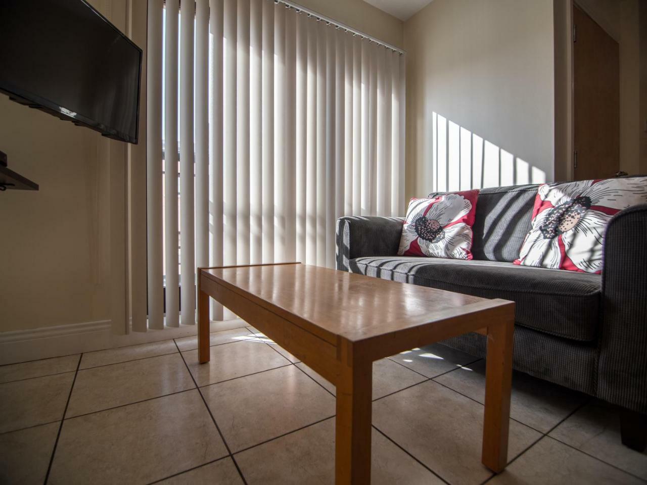 Donegan Court Aparthotel Galway Esterno foto
