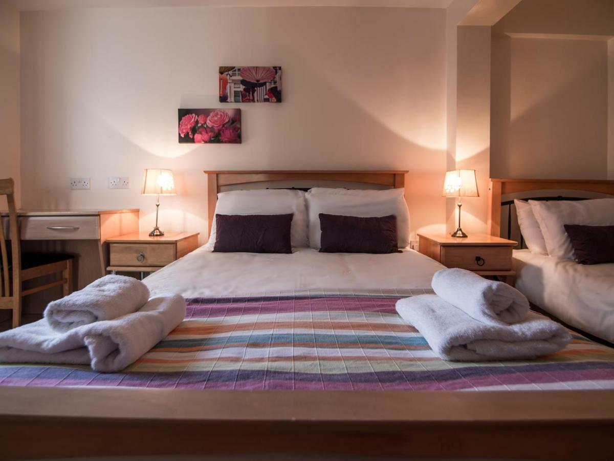 Donegan Court Aparthotel Galway Esterno foto
