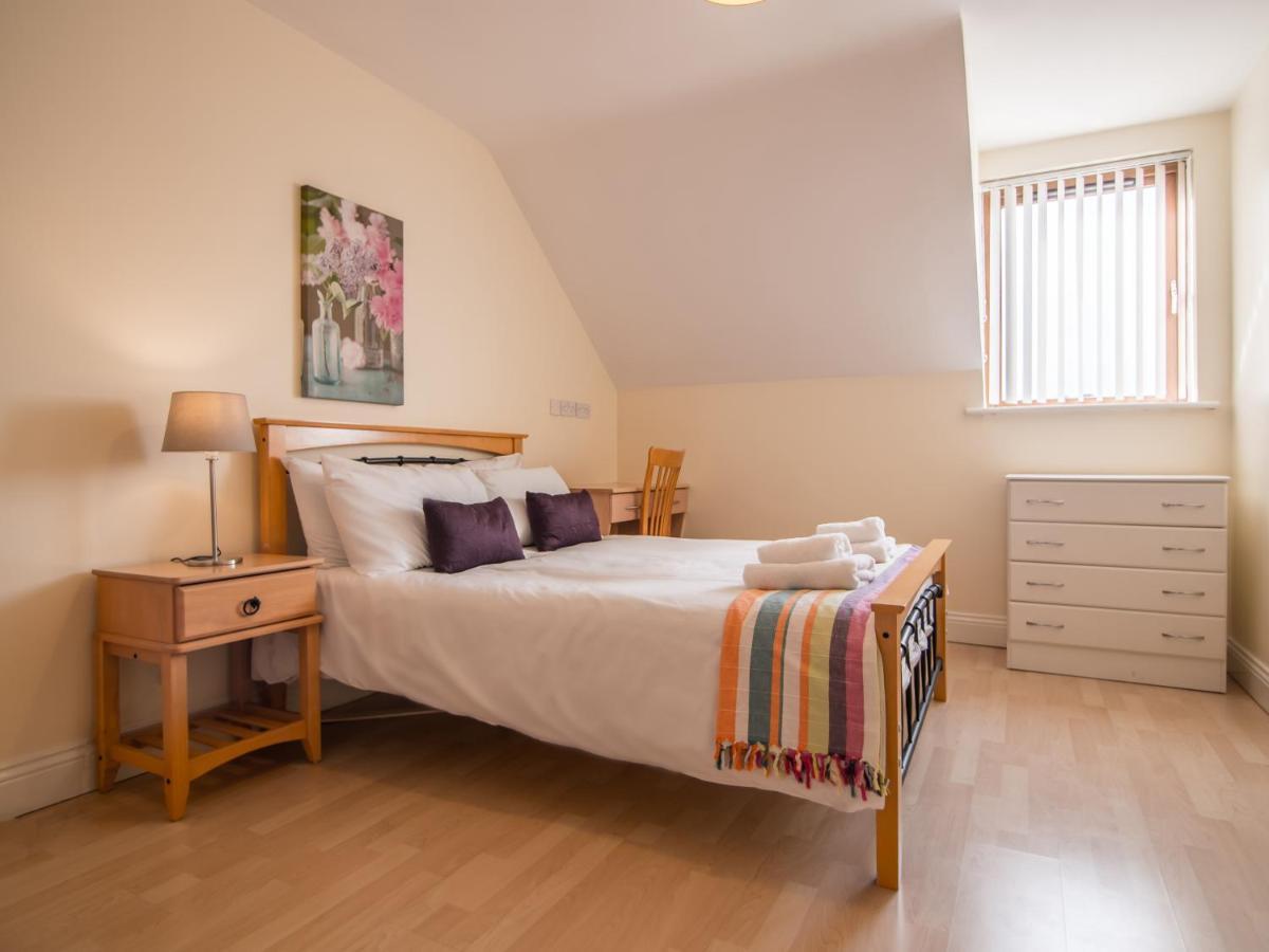 Donegan Court Aparthotel Galway Esterno foto