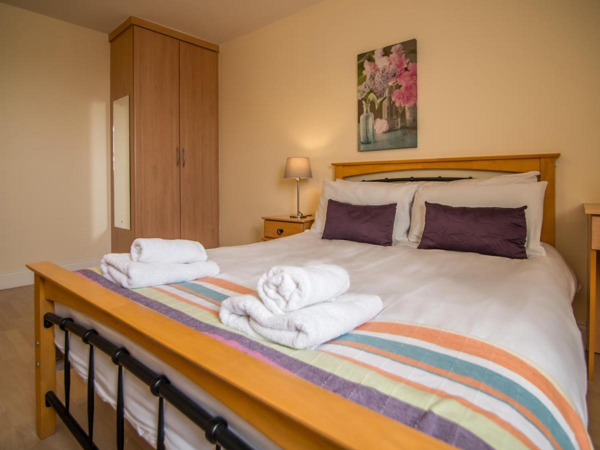 Donegan Court Aparthotel Galway Esterno foto