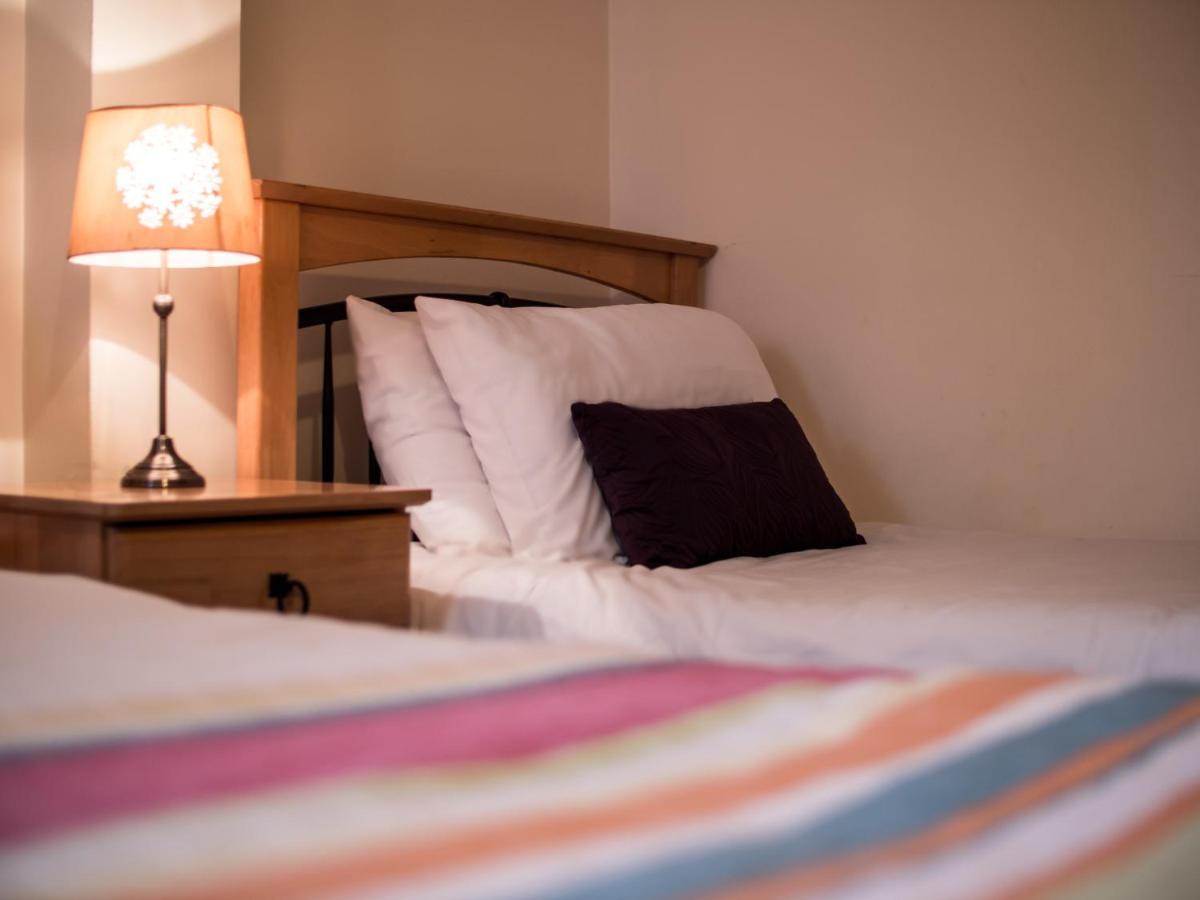 Donegan Court Aparthotel Galway Esterno foto