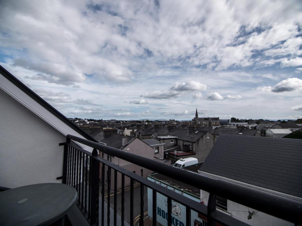 Donegan Court Aparthotel Galway Esterno foto