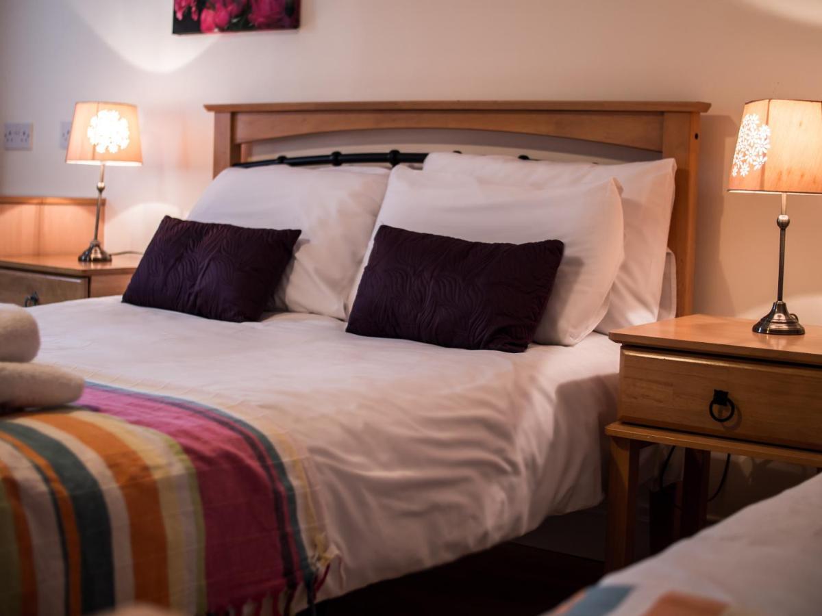 Donegan Court Aparthotel Galway Esterno foto