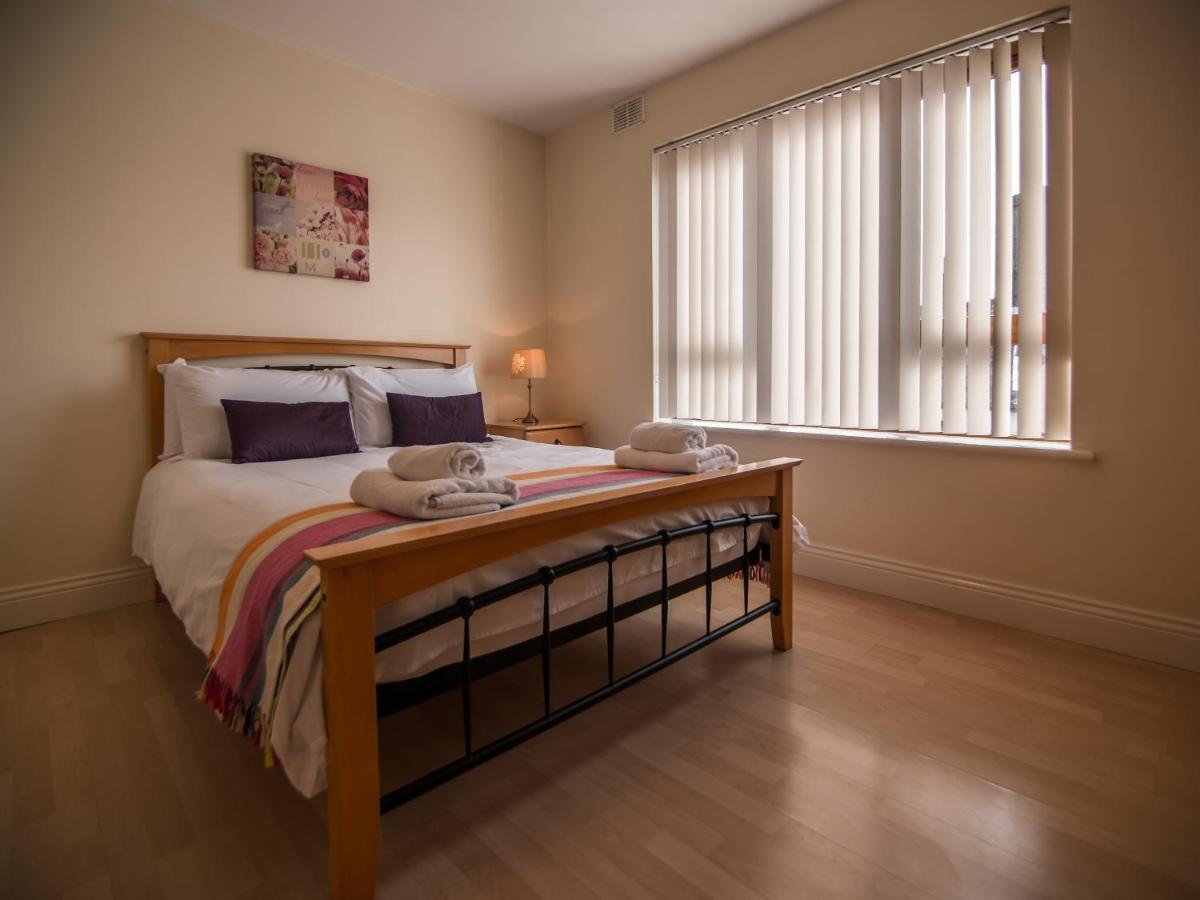 Donegan Court Aparthotel Galway Esterno foto